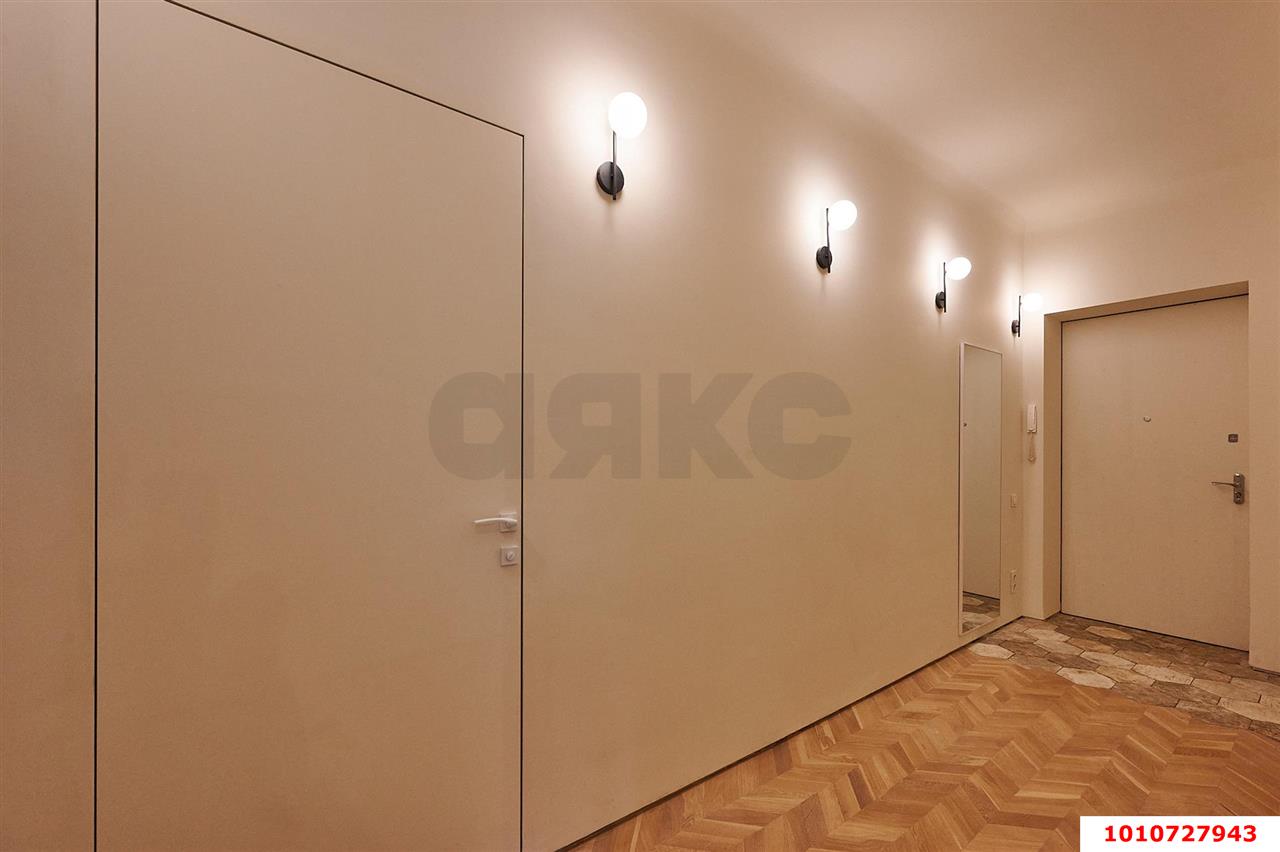2-комнатная квартира 56 м², 2/5 эт. — фото 13