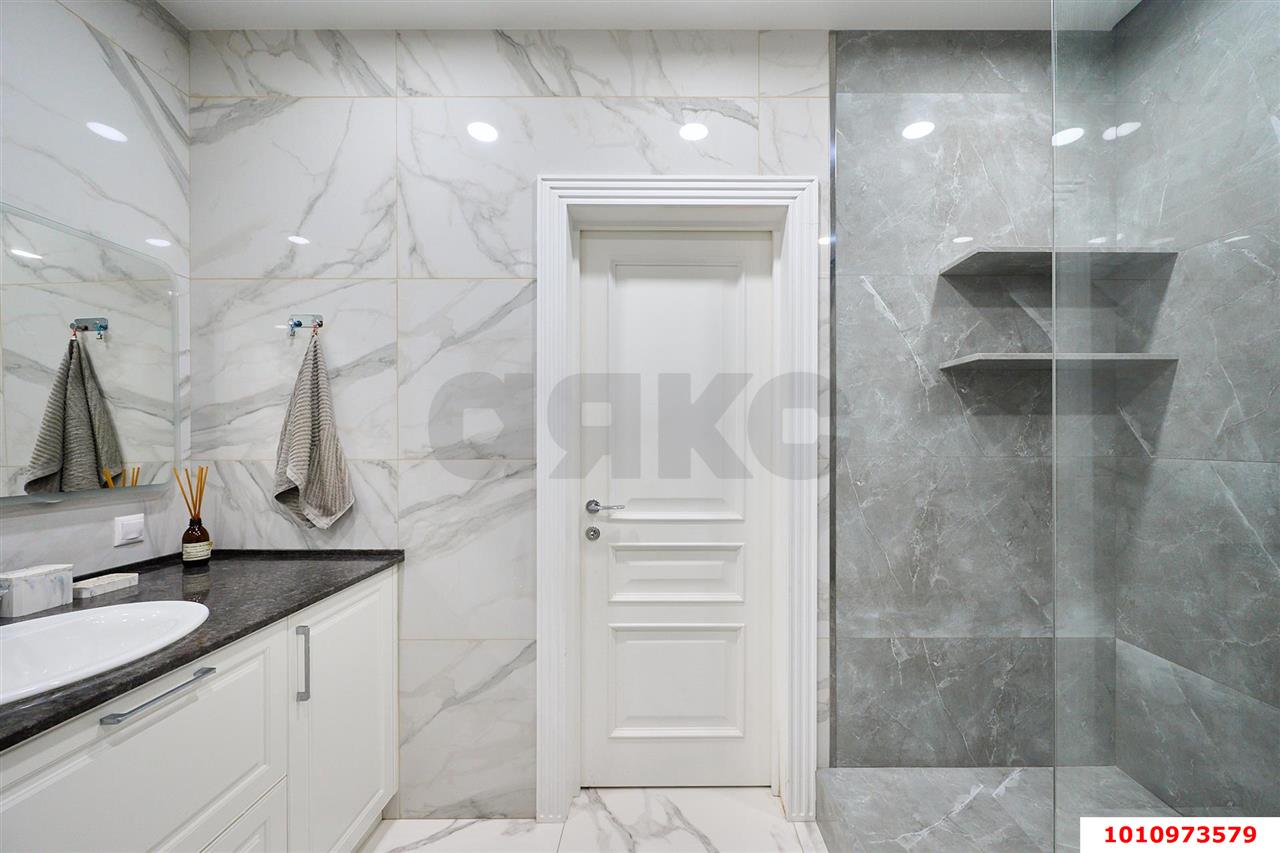 3-комнатная квартира 107 м², 2/16 эт. — фото 13