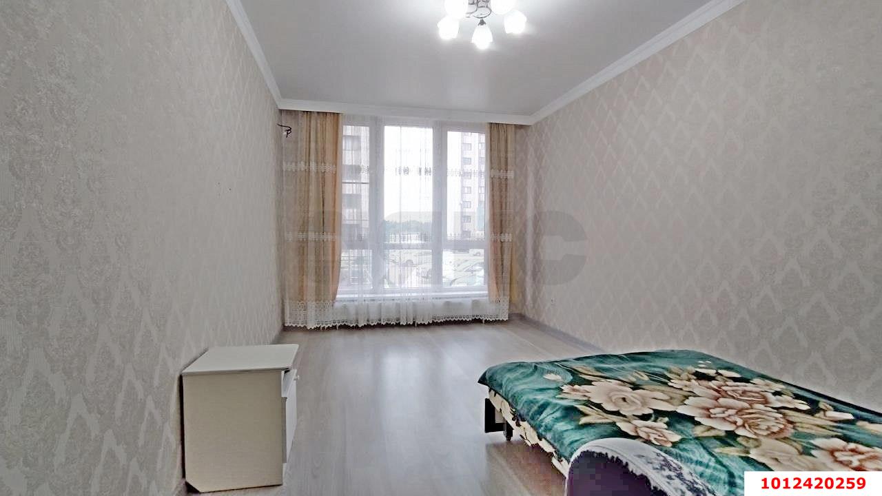 2-комнатная квартира 56 м², 1/9 эт. — фото 3