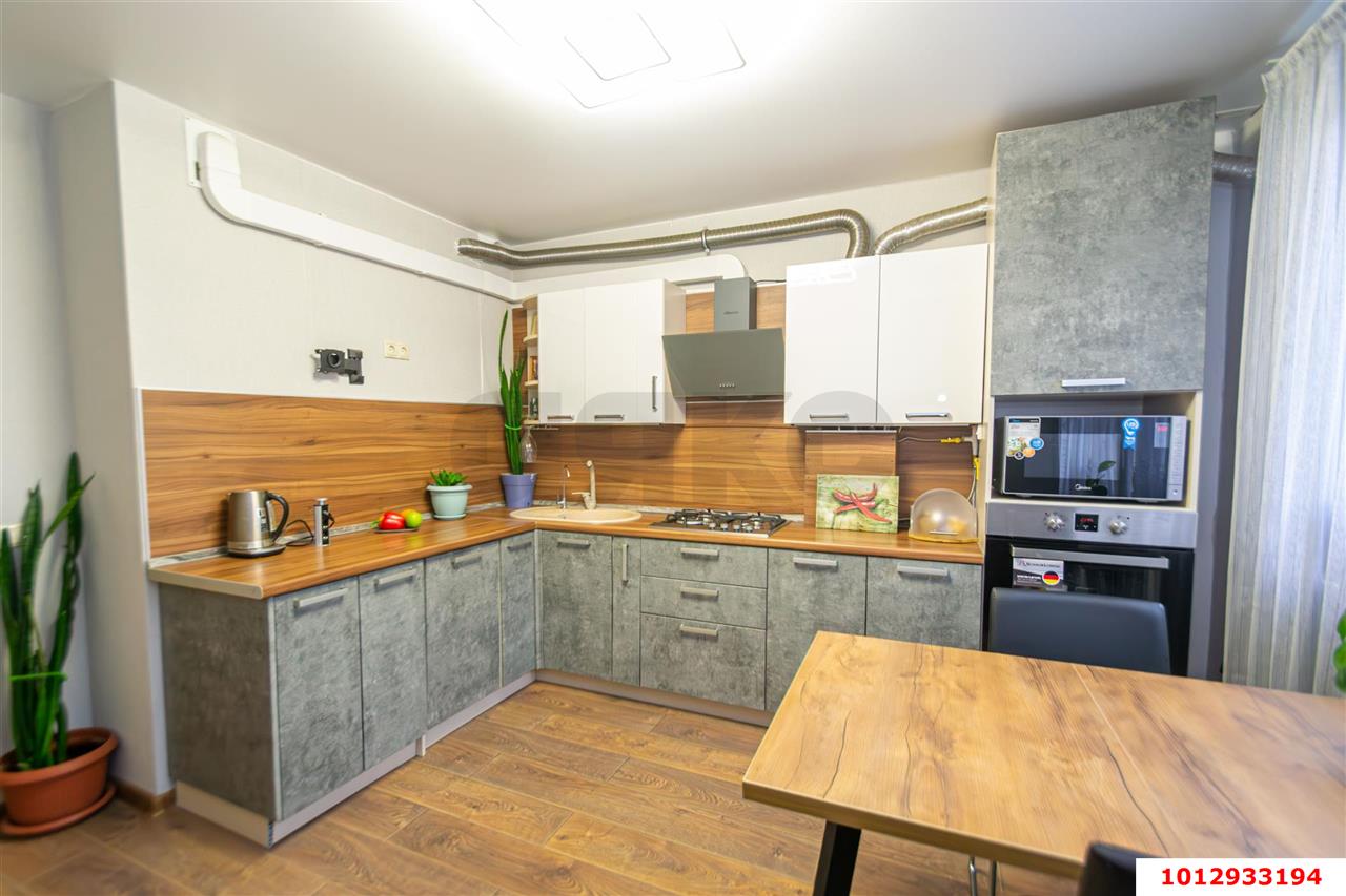2-комнатная квартира 70 м², 2/9 эт. — фото 10