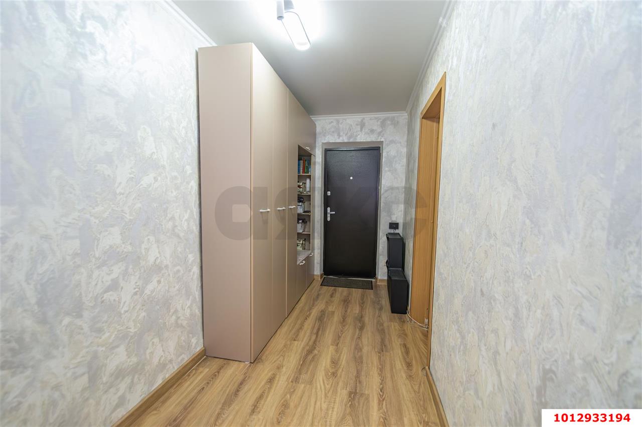 2-комнатная квартира 70 м², 2/9 эт. — фото 8
