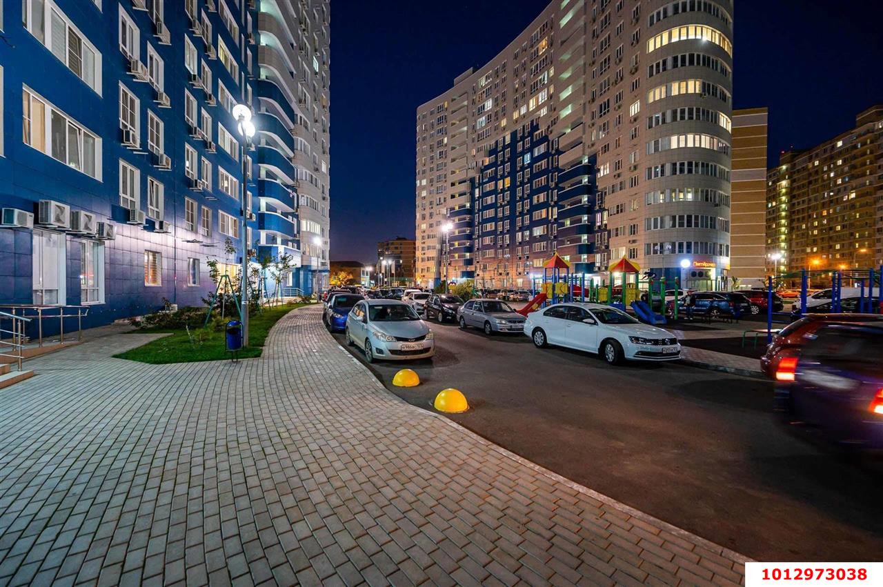 1-комнатная квартира 42 м², 19/24 эт. — фото 2