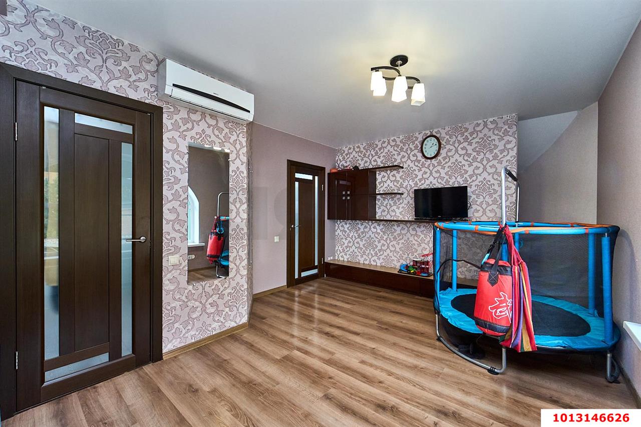Дом 162 м² + 4 сот., 2 эт. — фото 10
