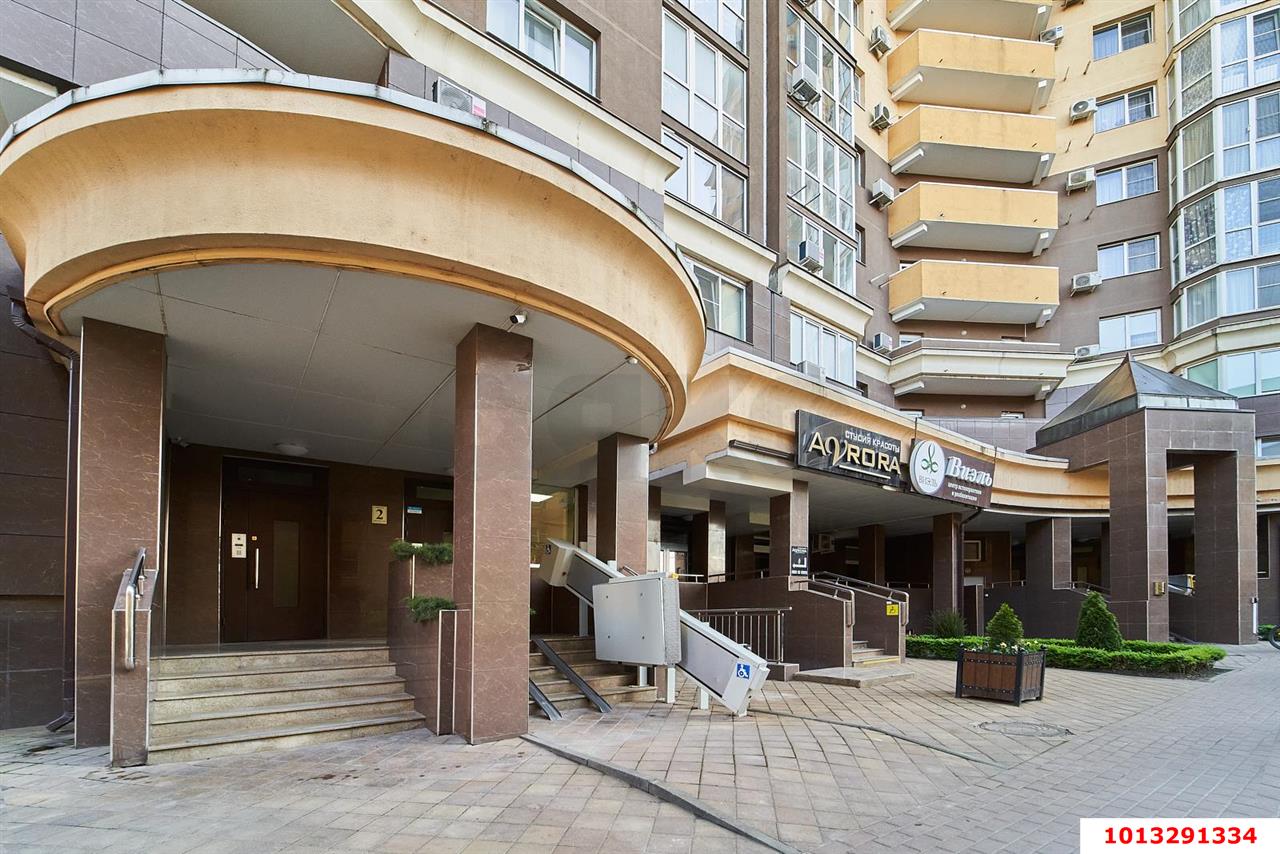 1-комнатная квартира 60 м², 4/24 эт. — фото 16