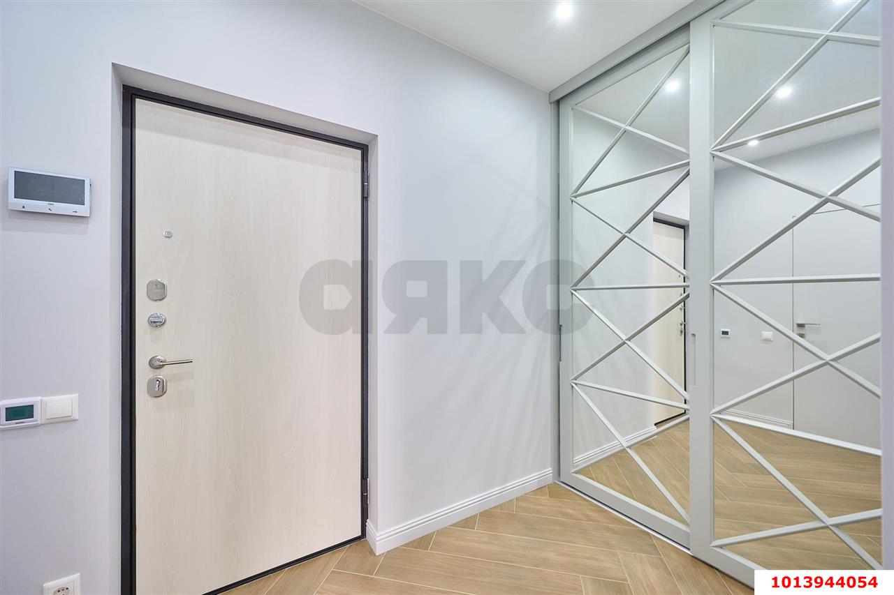 1-комнатная квартира 50 м², 8/16 эт. — фото 12
