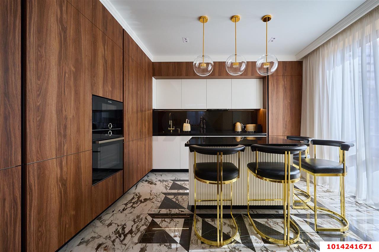3-комнатная квартира 105 м², 15/24 эт. — фото 1