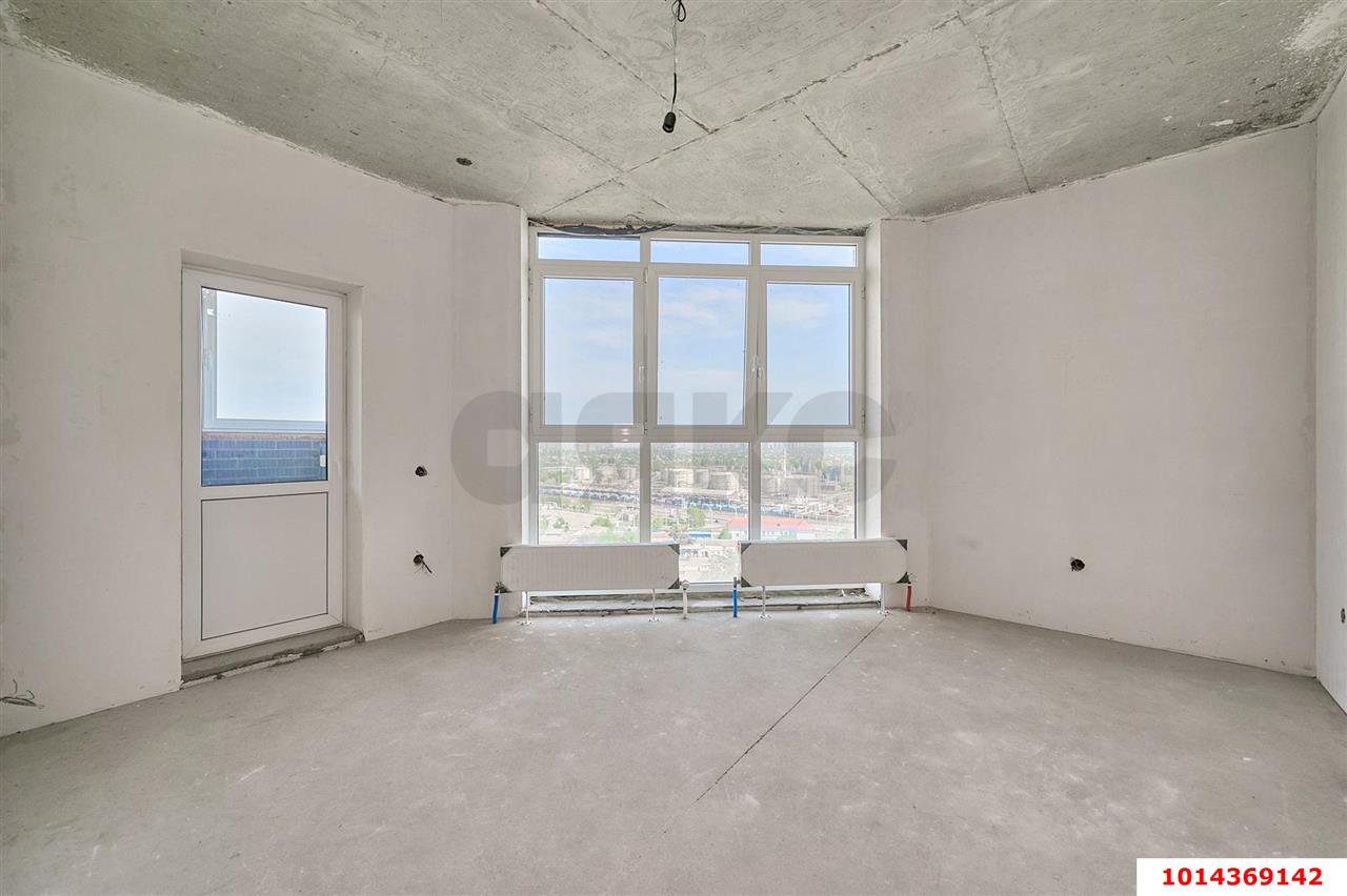2-комнатная квартира 65 м², 16/22 эт. — фото 1