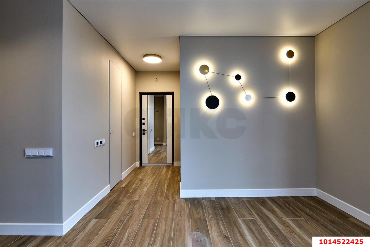 1-комнатная квартира 40 м², 16/25 эт. — фото 12