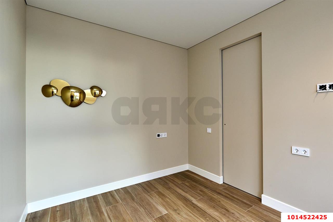 1-комнатная квартира 40 м², 16/25 эт. — фото 5