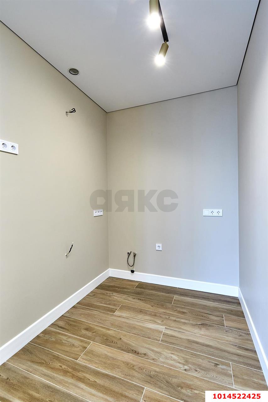 1-комнатная квартира 40 м², 16/25 эт. — фото 6