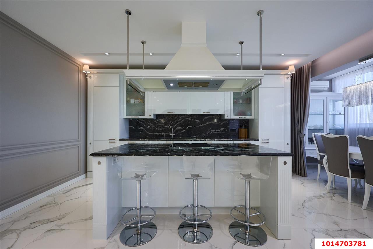 3-комнатная квартира 175 м², 18/24 эт. — фото 28