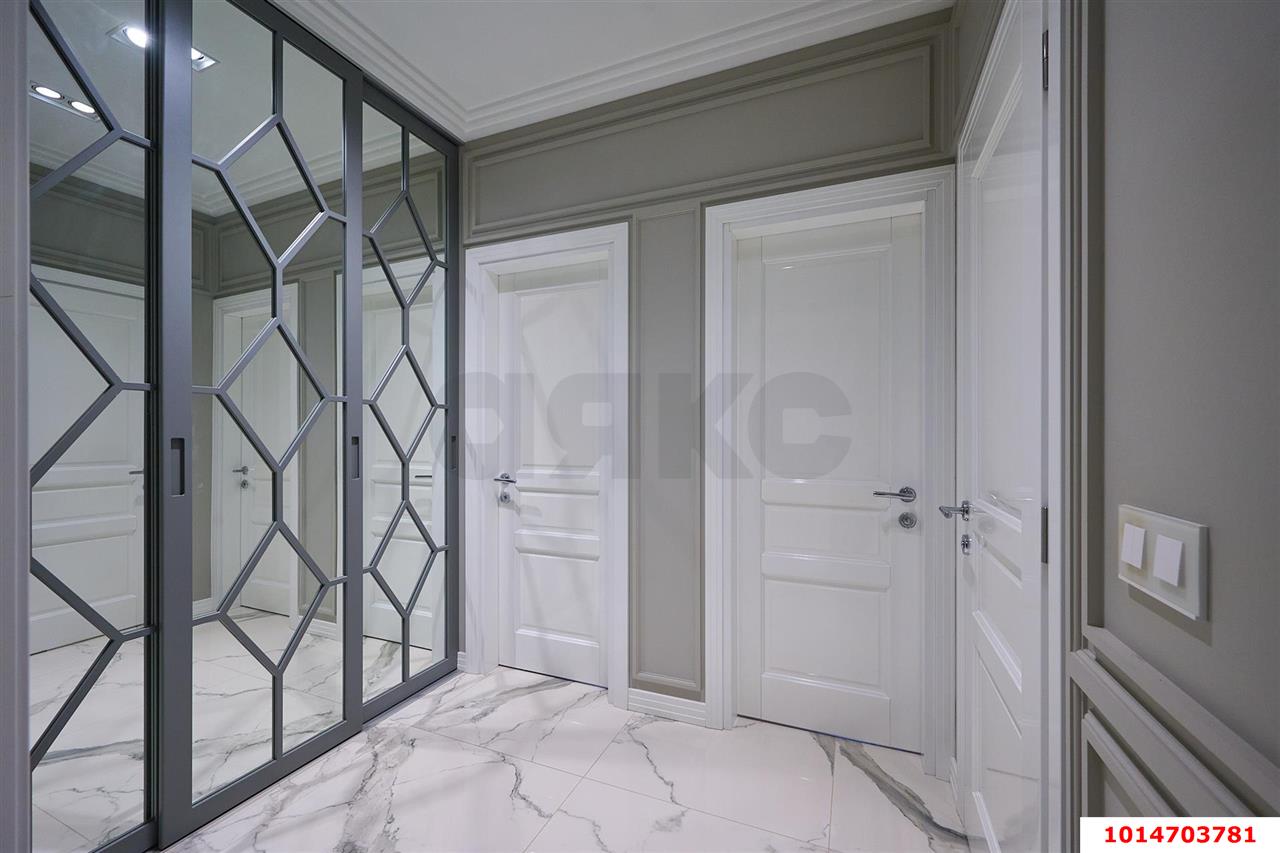 3-комнатная квартира 175 м², 18/24 эт. — фото 30