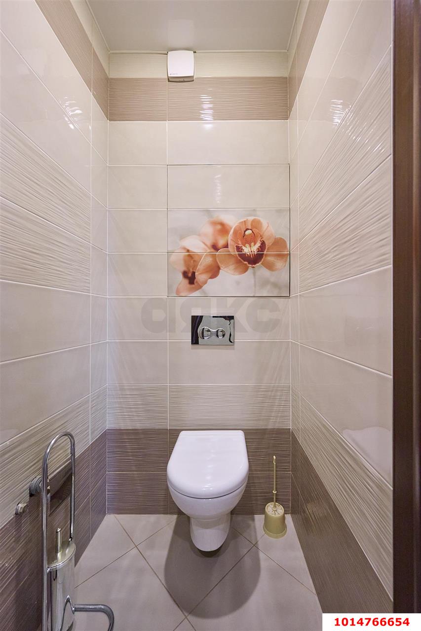 2-комнатная квартира 75 м², 15/18 эт. — фото 15