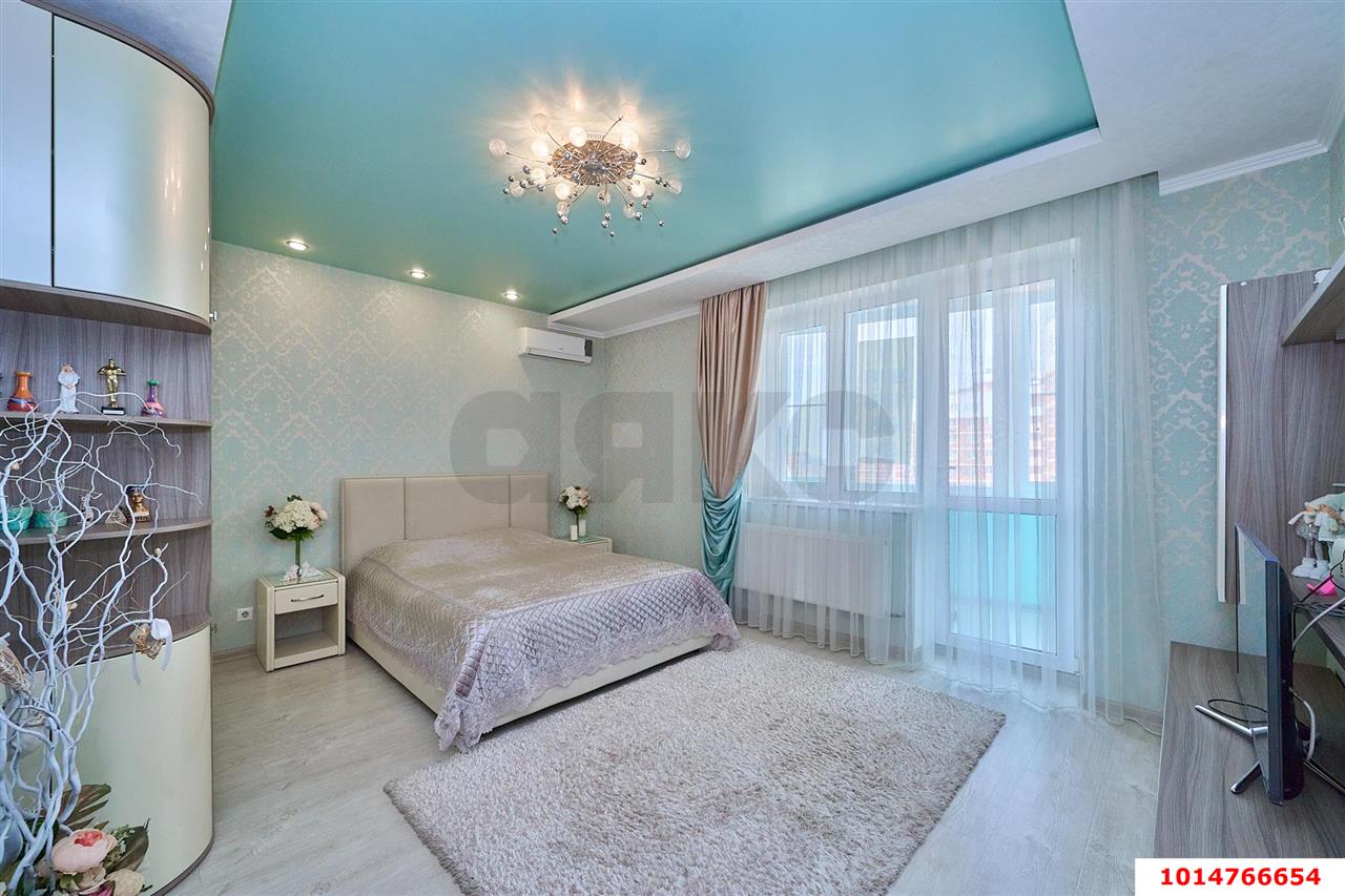 2-комнатная квартира 75 м², 15/18 эт. — фото 6