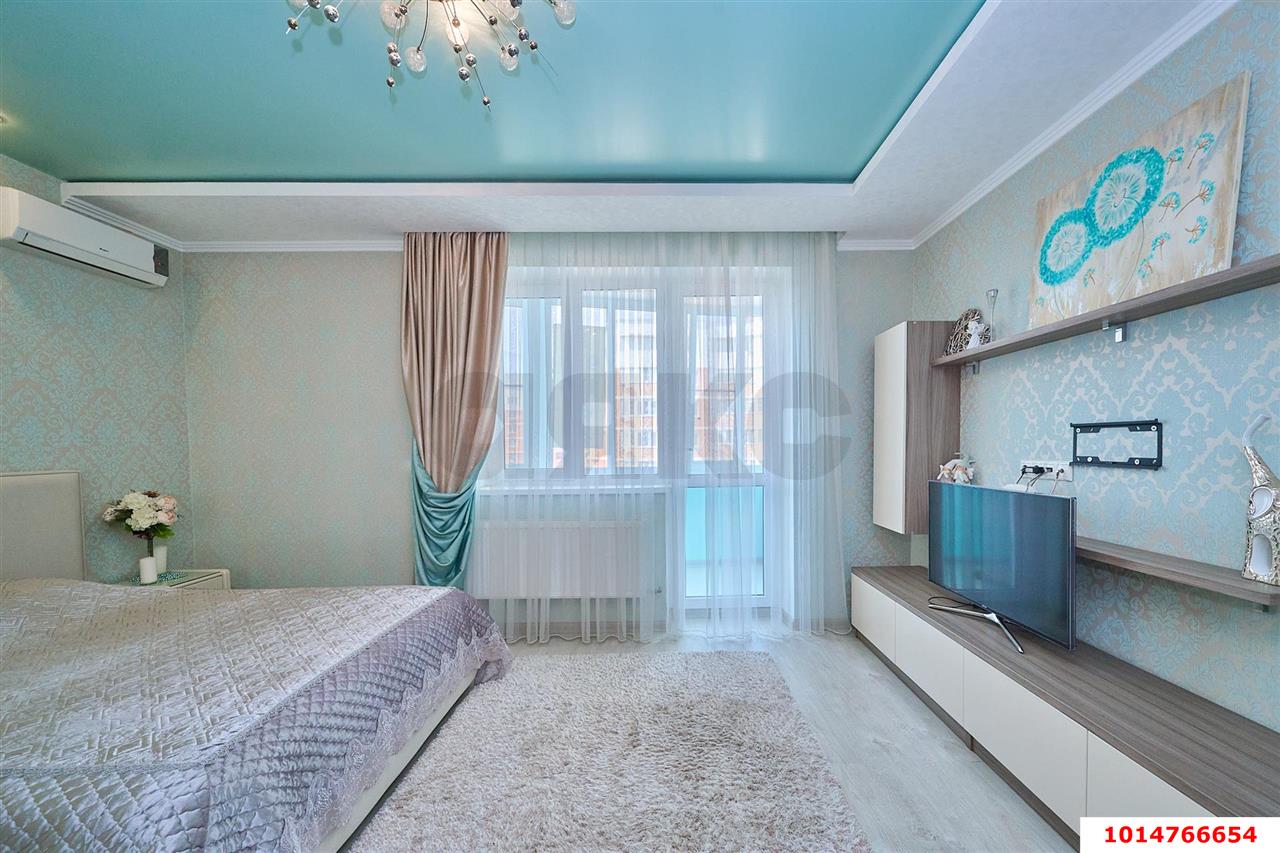 2-комнатная квартира 75 м², 15/18 эт. — фото 7