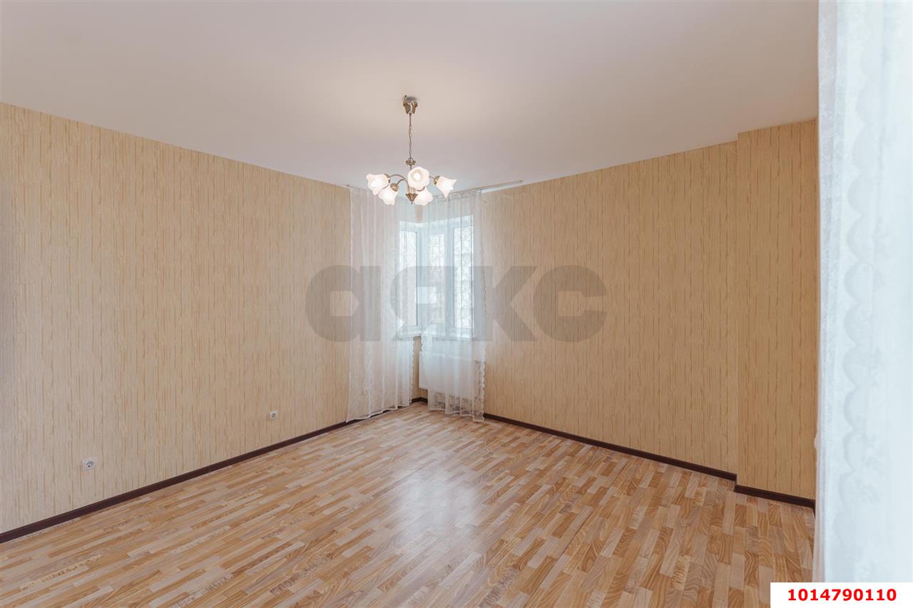 2-комнатная квартира 75 м², 8/17 эт. — фото 10