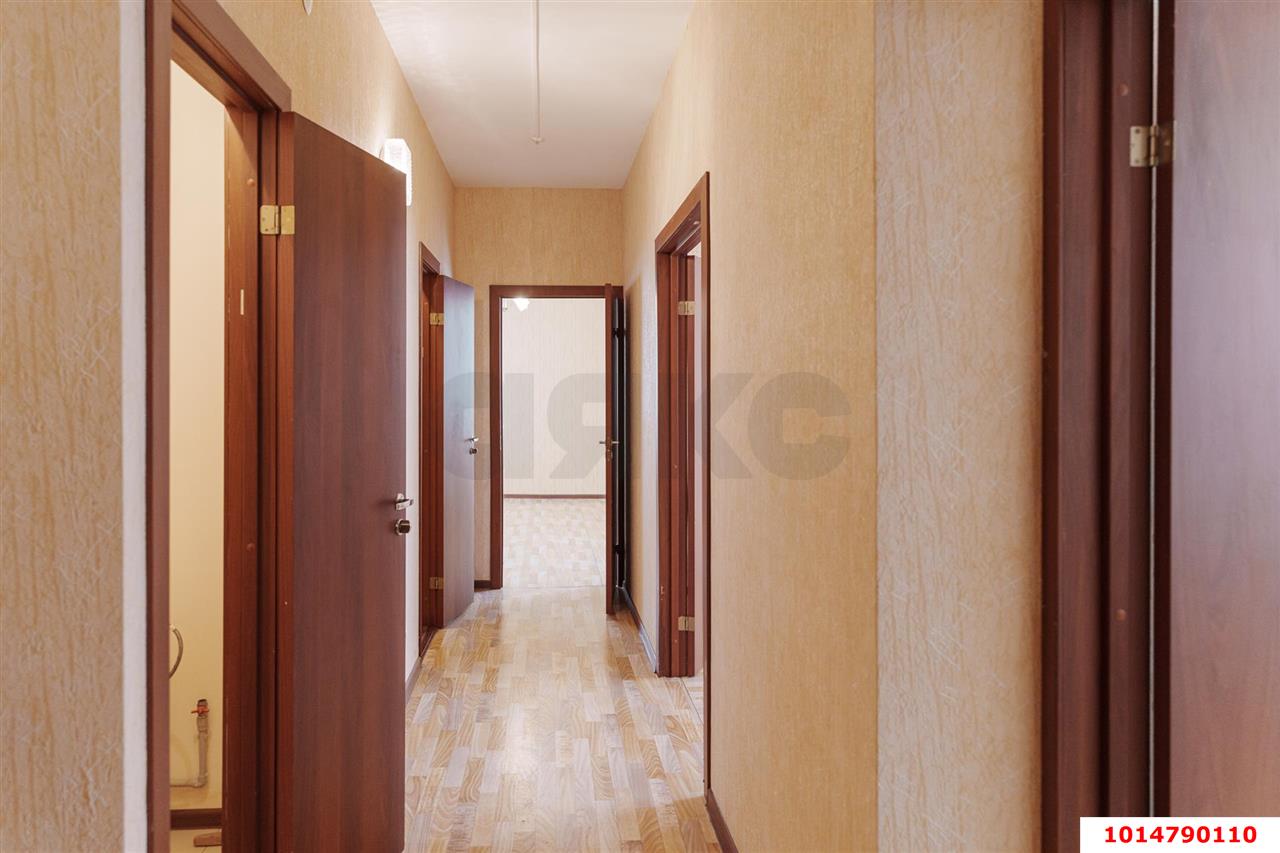 2-комнатная квартира 75 м², 8/17 эт. — фото 12