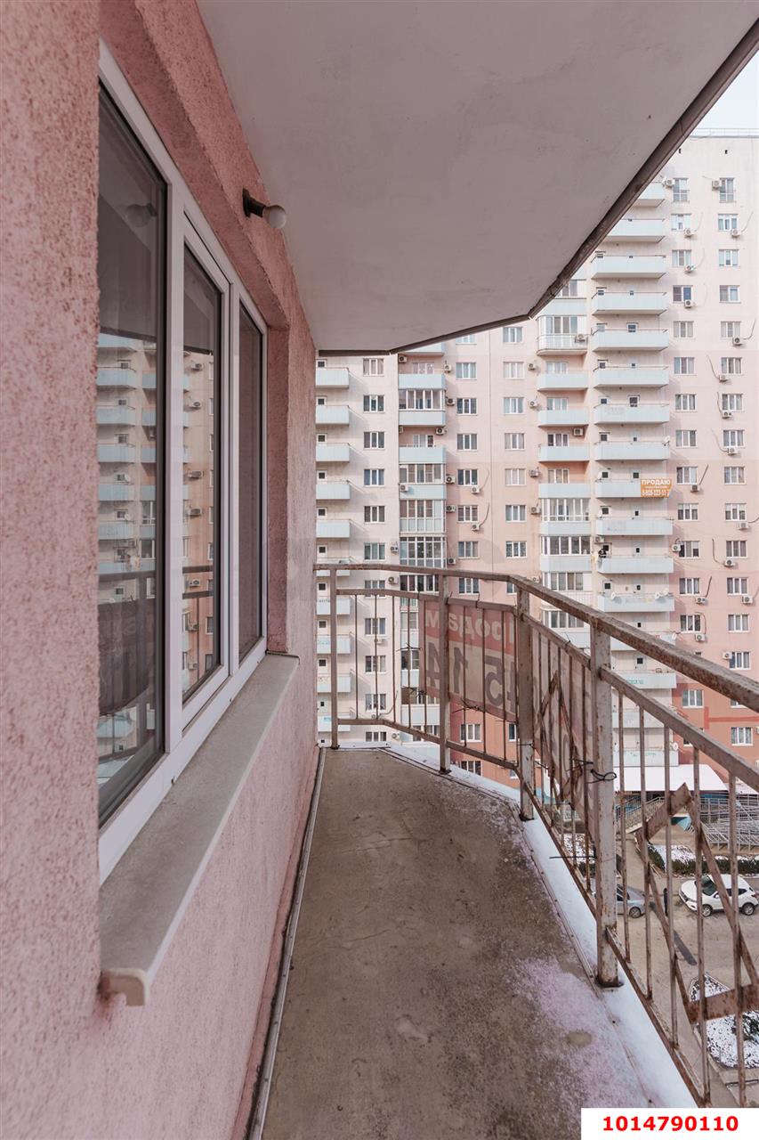 2-комнатная квартира 75 м², 8/17 эт. — фото 16