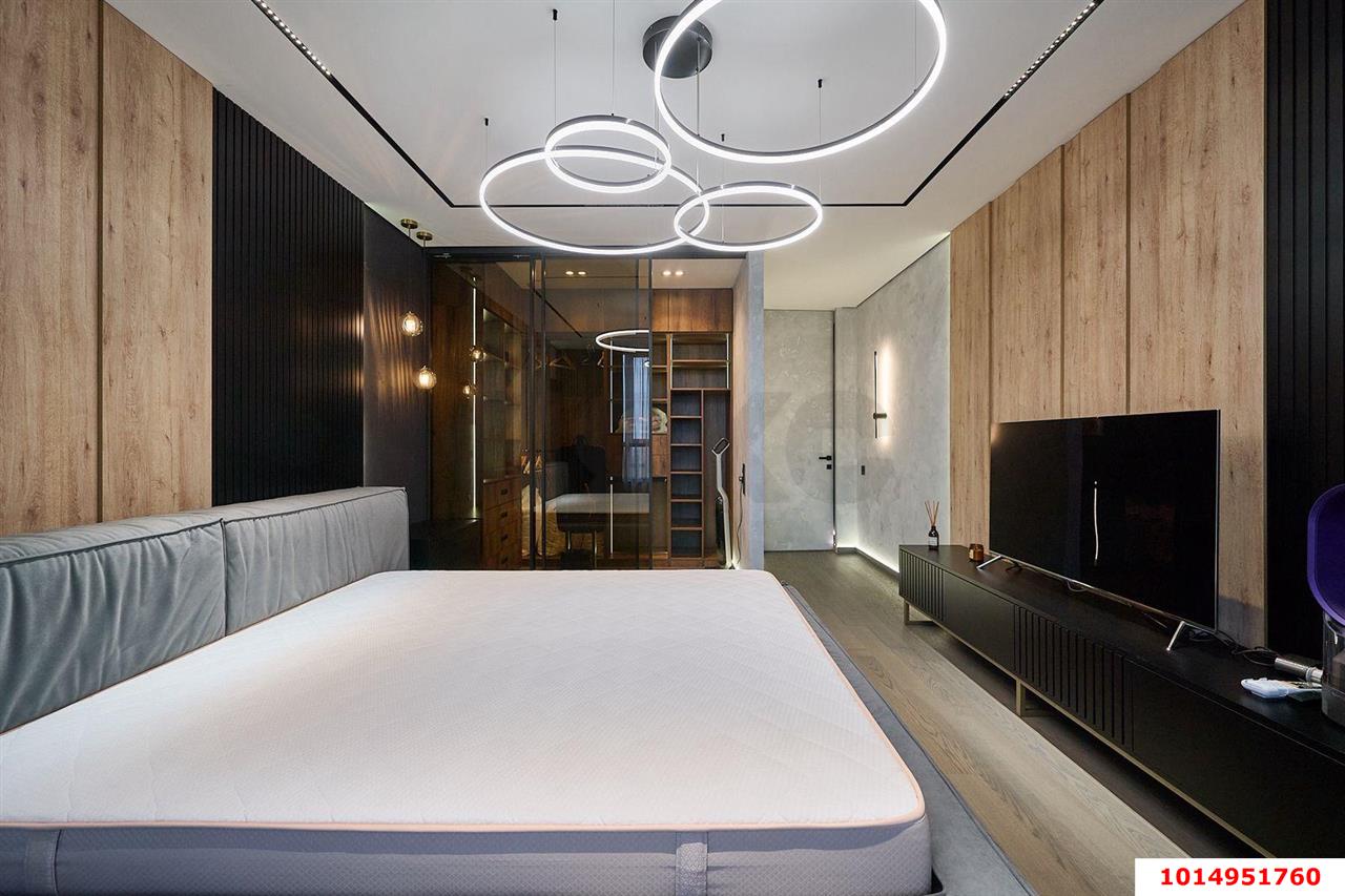 2-комнатная квартира 70 м², 16/25 эт. — фото 13