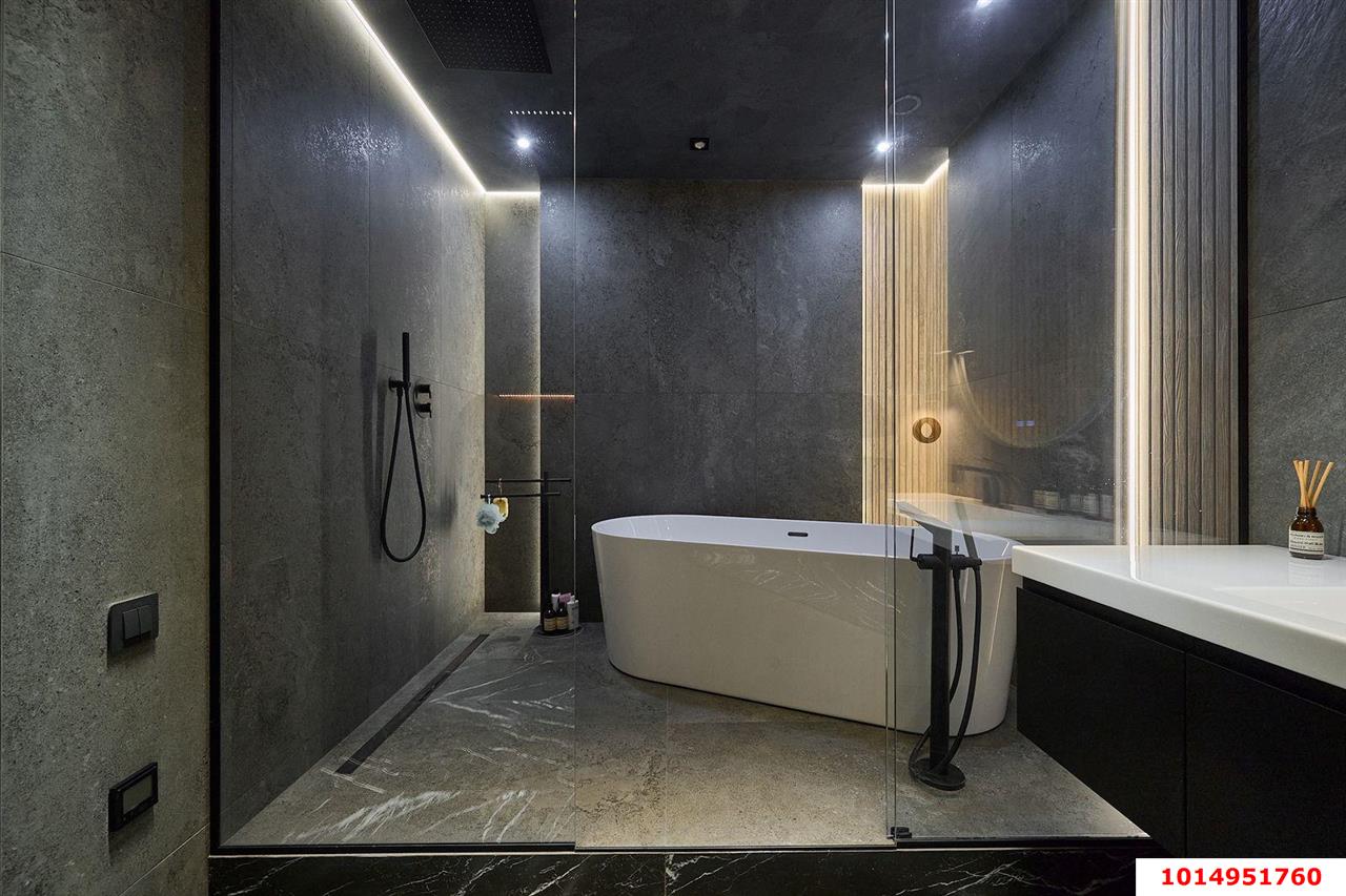 2-комнатная квартира 70 м², 16/25 эт. — фото 14