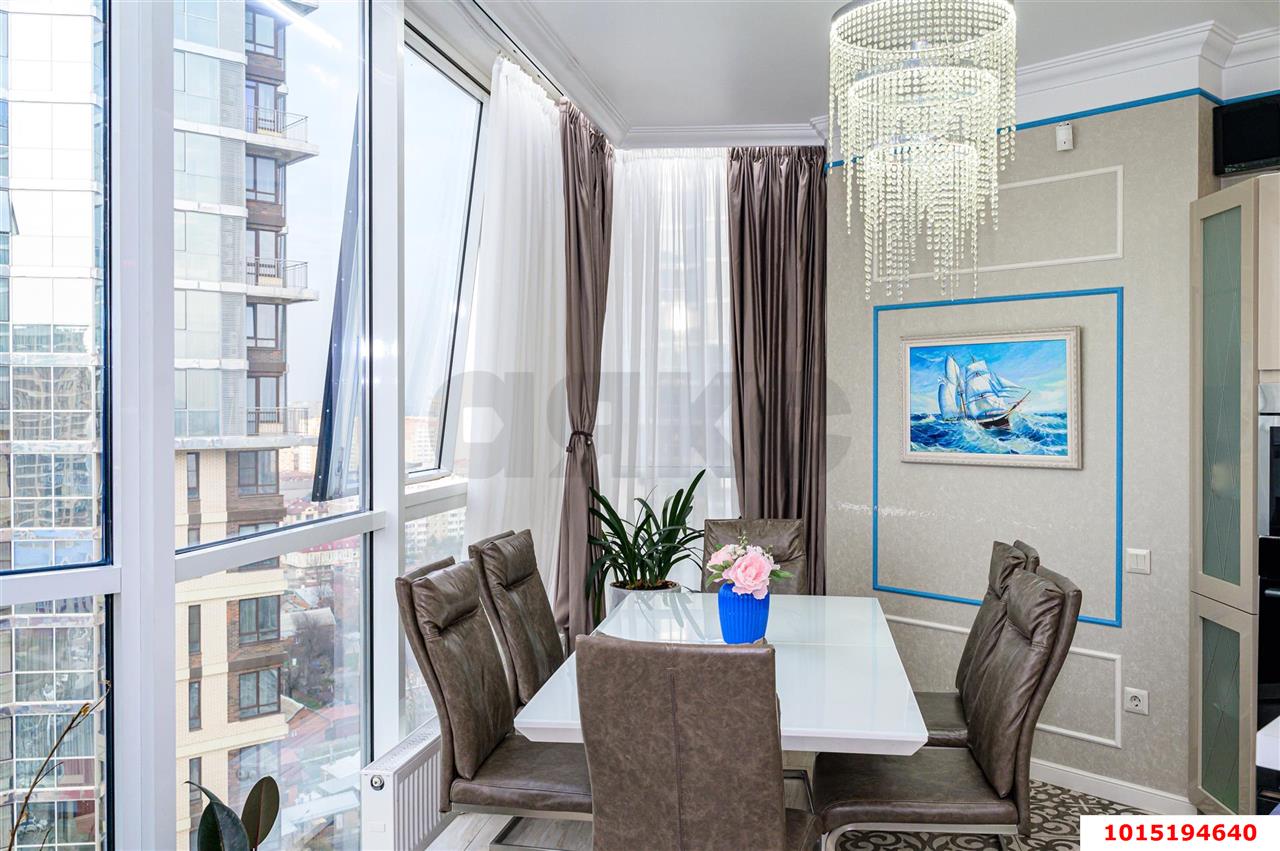 3-комнатная квартира 95 м², 19/26 эт. — фото 1