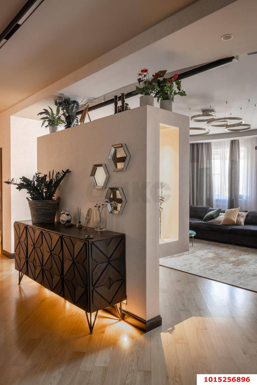 3-комнатная квартира 111 м², 3/16 эт. — фото 3