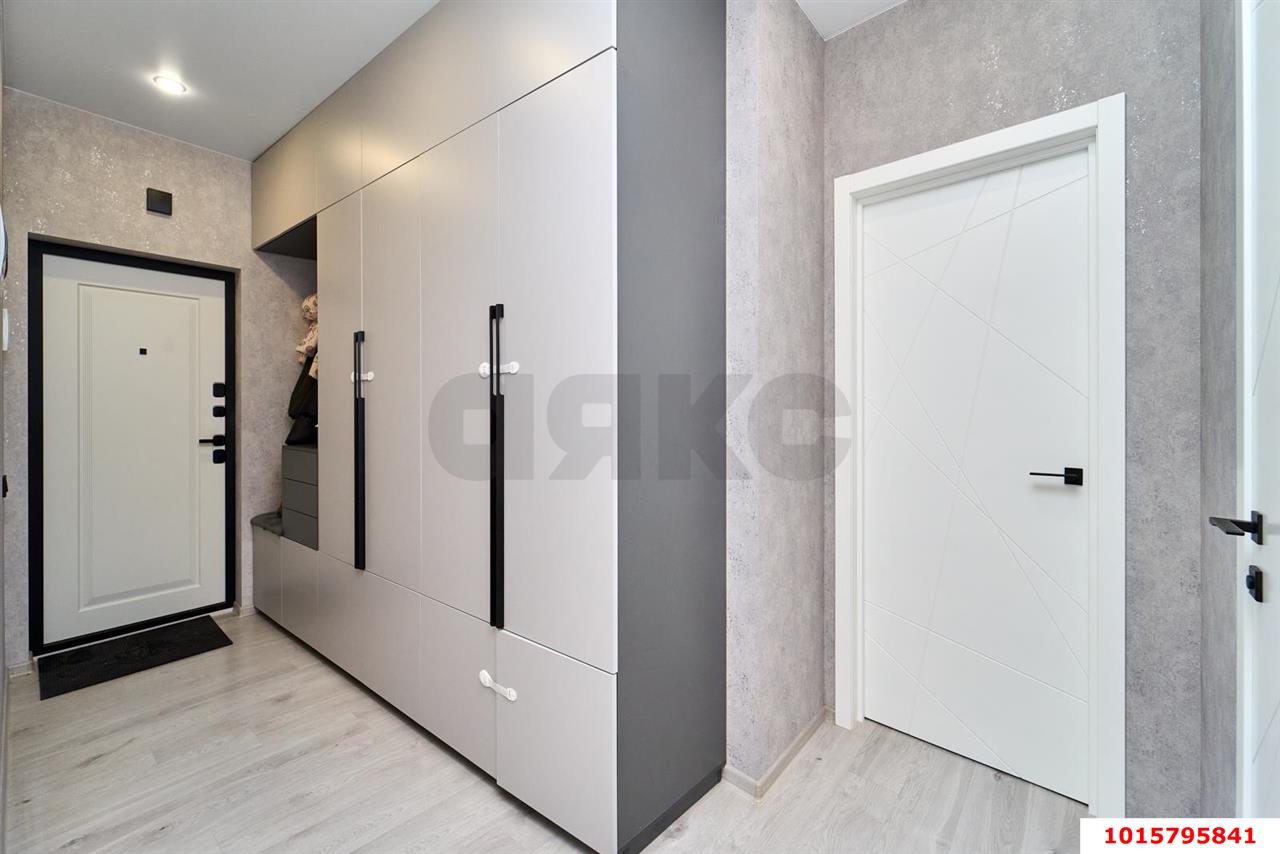 2-комнатная квартира 60 м², 13/16 эт. — фото 3