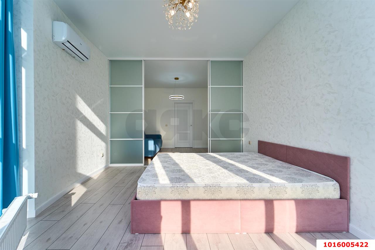 1-комнатная квартира 49 м², 18/24 эт. — фото 2