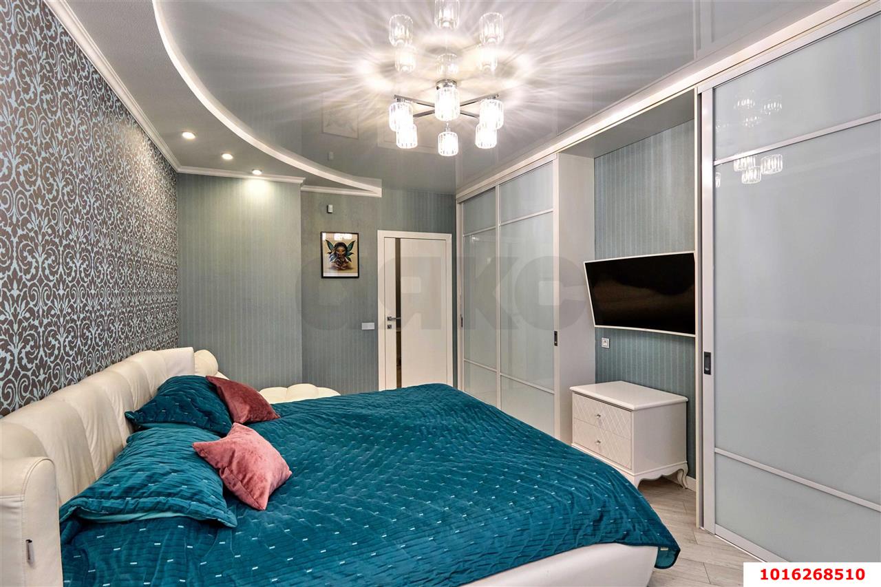 4-комнатная квартира 130 м², 19/24 эт. — фото 8