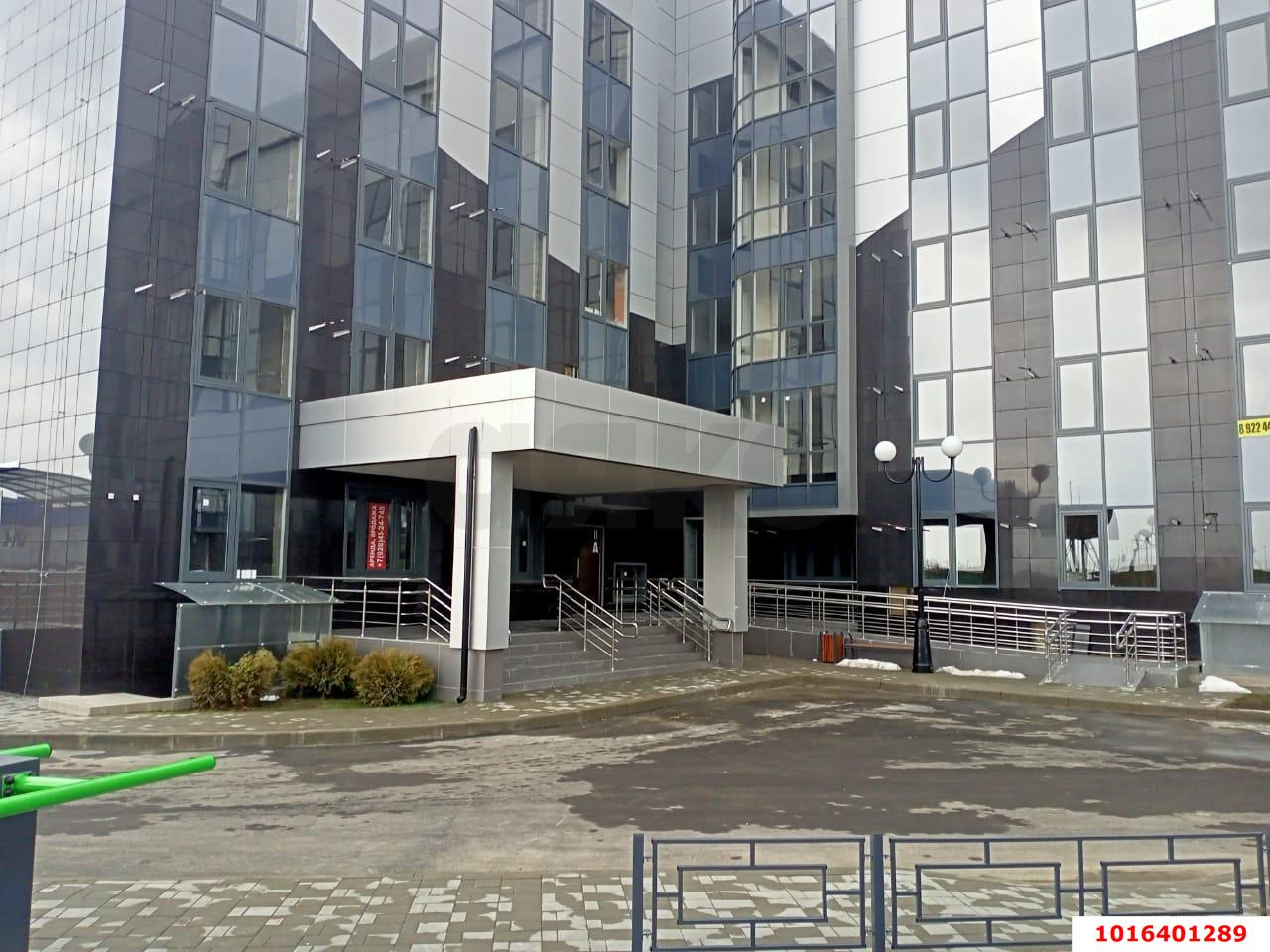 1-комнатная квартира 46 м², 2/6 эт. — фото 16