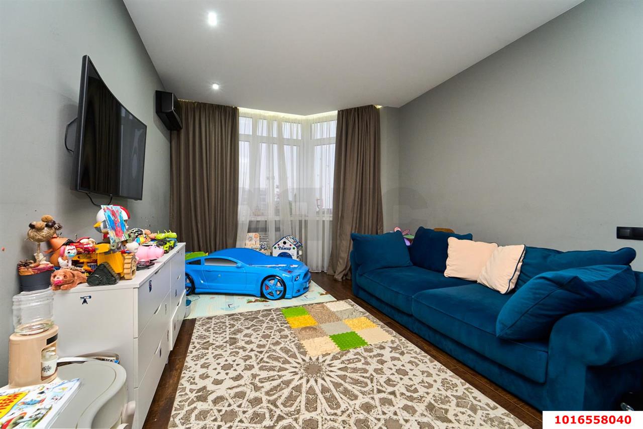 3-комнатная квартира 100 м², 19/20 эт. — фото 12
