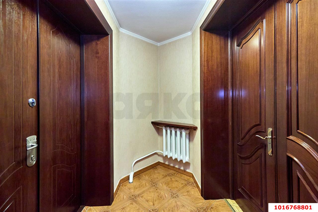 Дом 330 м² + 10 сот., 2 эт. — фото 12