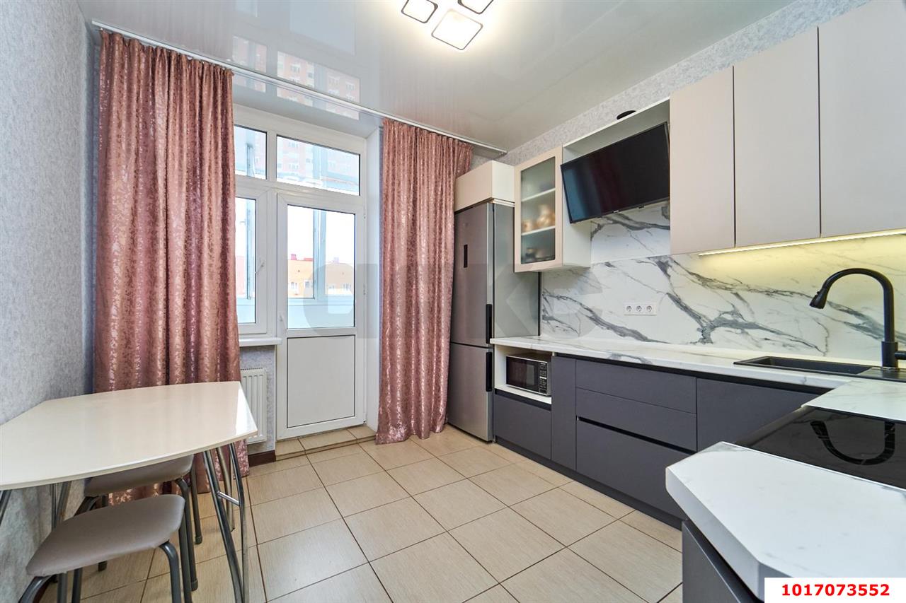 1-комнатная квартира 38 м², 16/17 эт. — фото 3