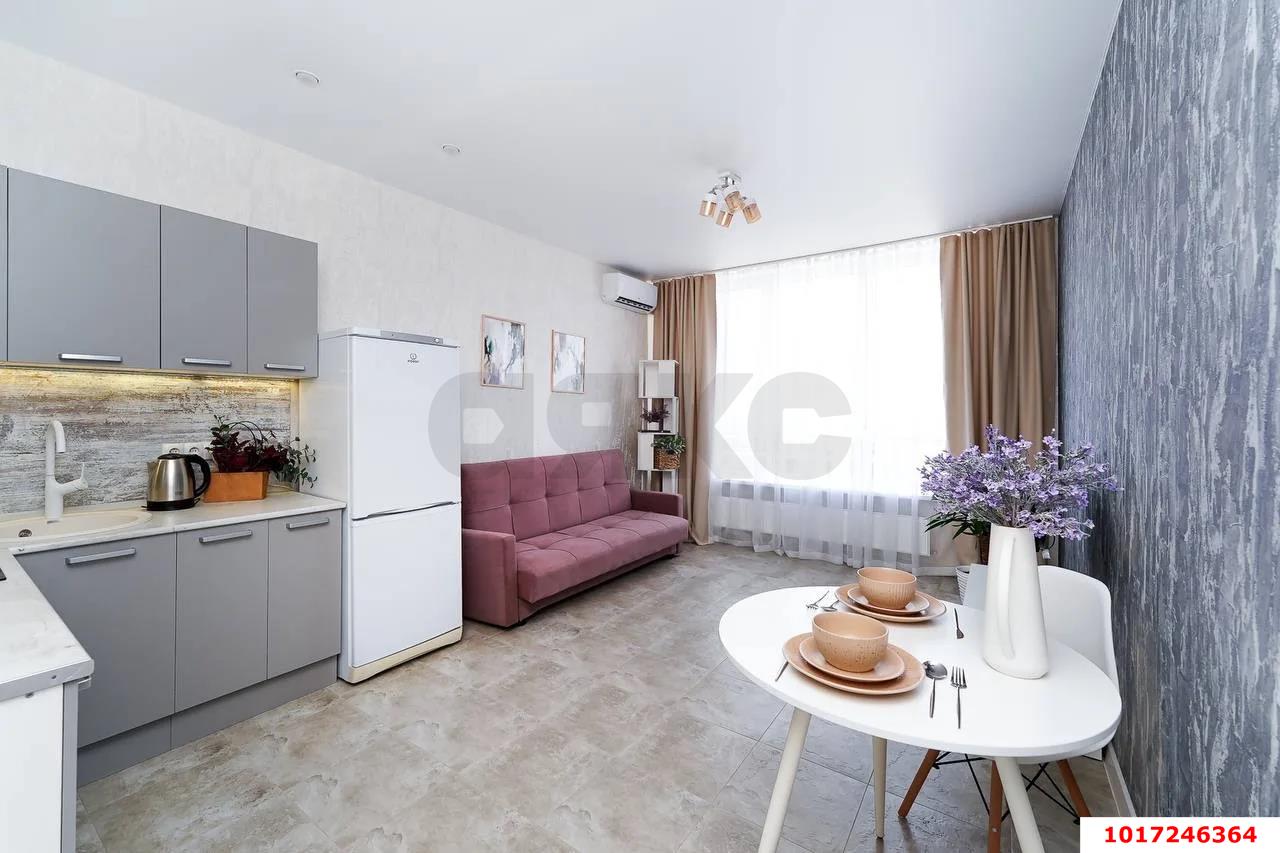 1-комнатная квартира 40 м², 17/24 эт. — фото 1