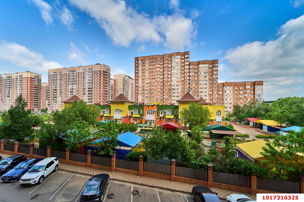 2-комнатная квартира 60 м², 3/18 эт. — фото 19
