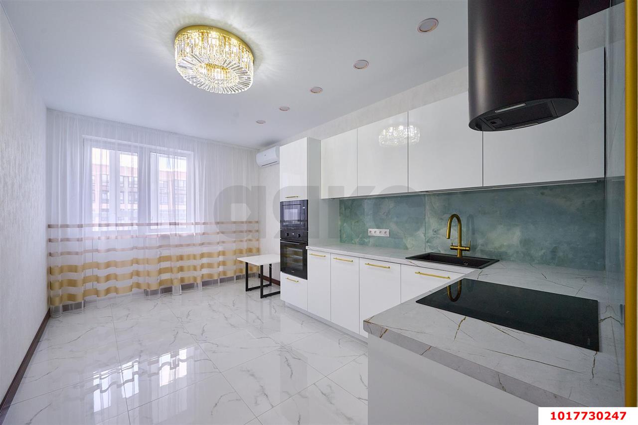 2-комнатная квартира 60 м², 20/24 эт. — фото 1