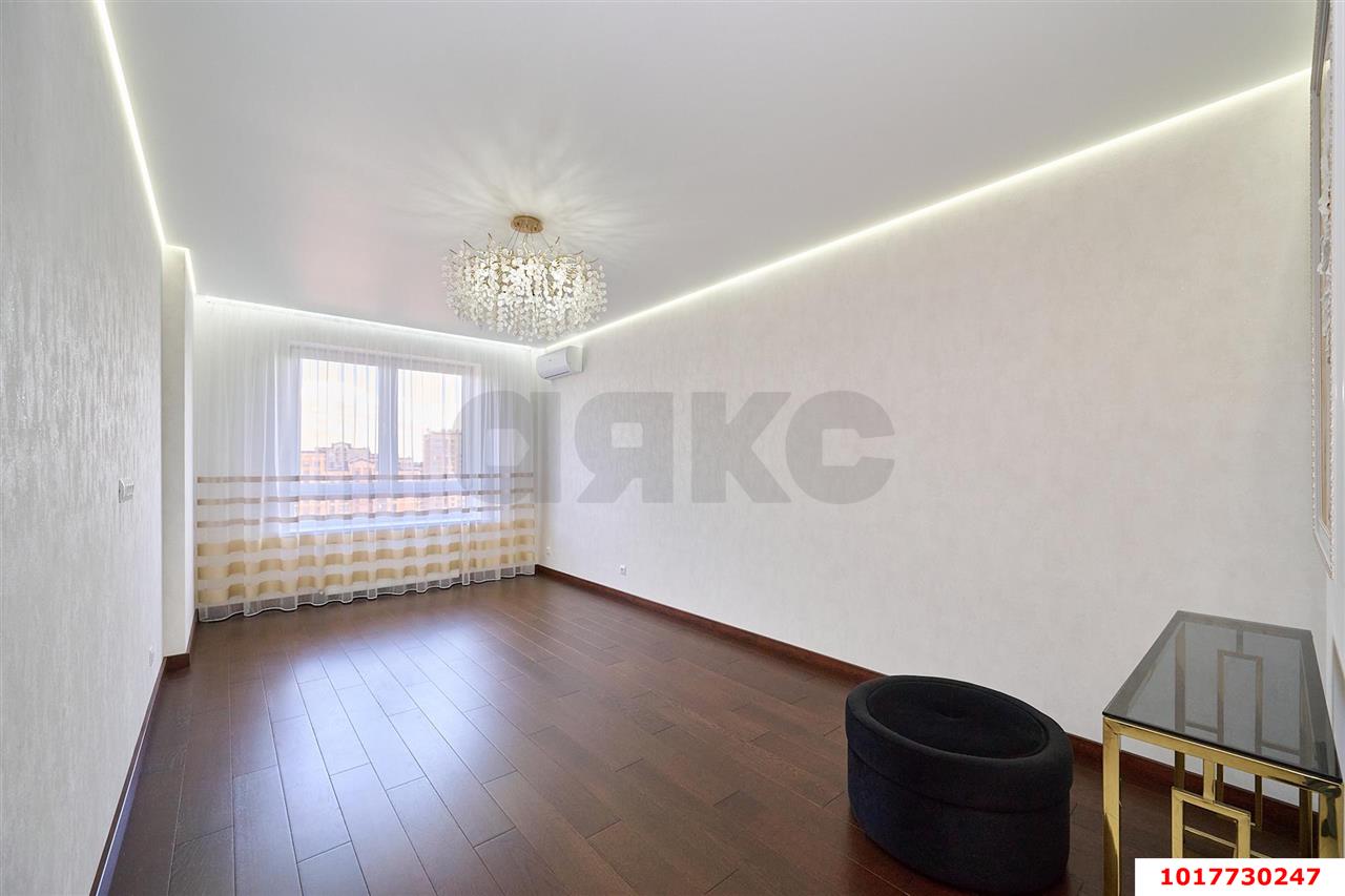 2-комнатная квартира 60 м², 20/24 эт. — фото 8