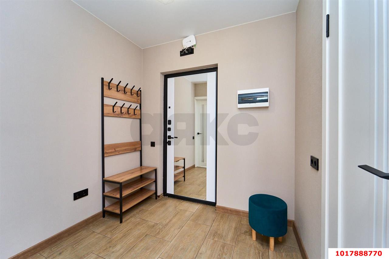 1-комнатная квартира 35 м², 13/19 эт. — фото 10