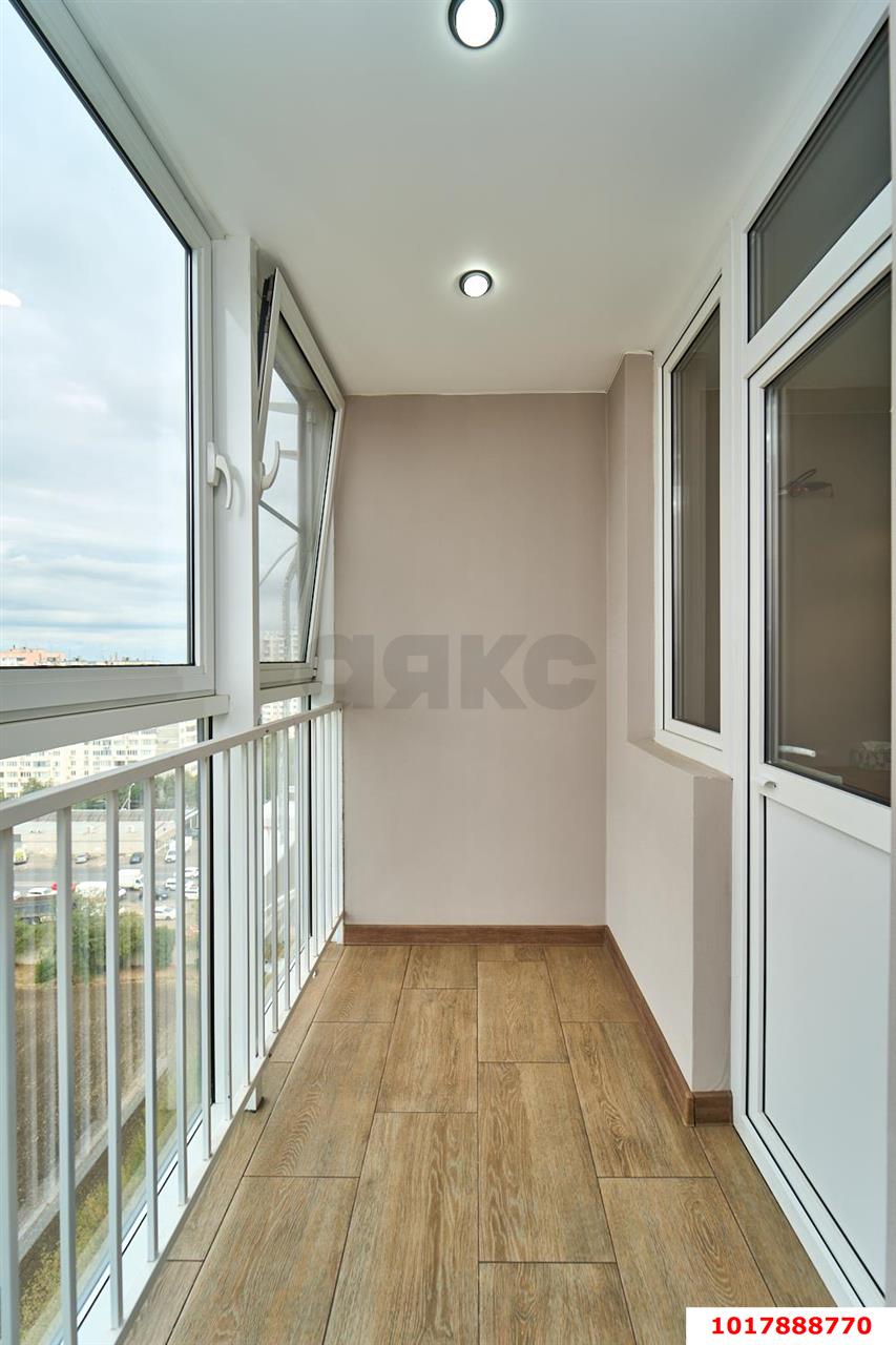 1-комнатная квартира 35 м², 13/19 эт. — фото 16