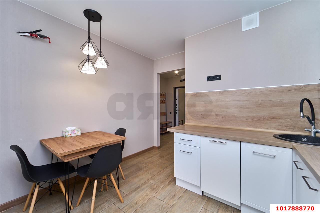 1-комнатная квартира 35 м², 13/19 эт. — фото 3