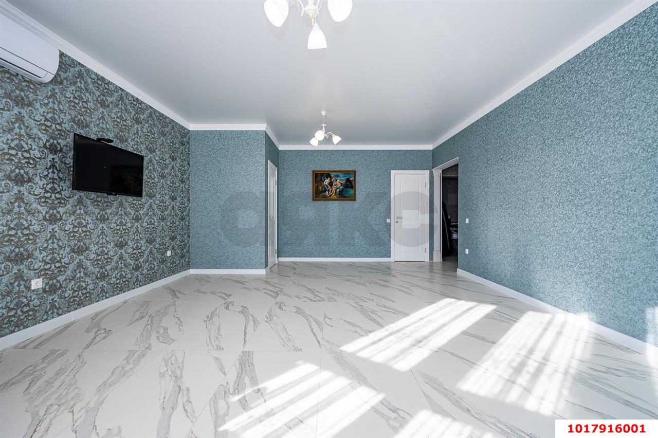 2-комнатная квартира 73 м², 18/25 эт. — фото 13