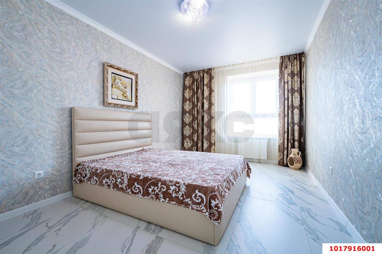 2-комнатная квартира 73 м², 18/25 эт. — фото 3