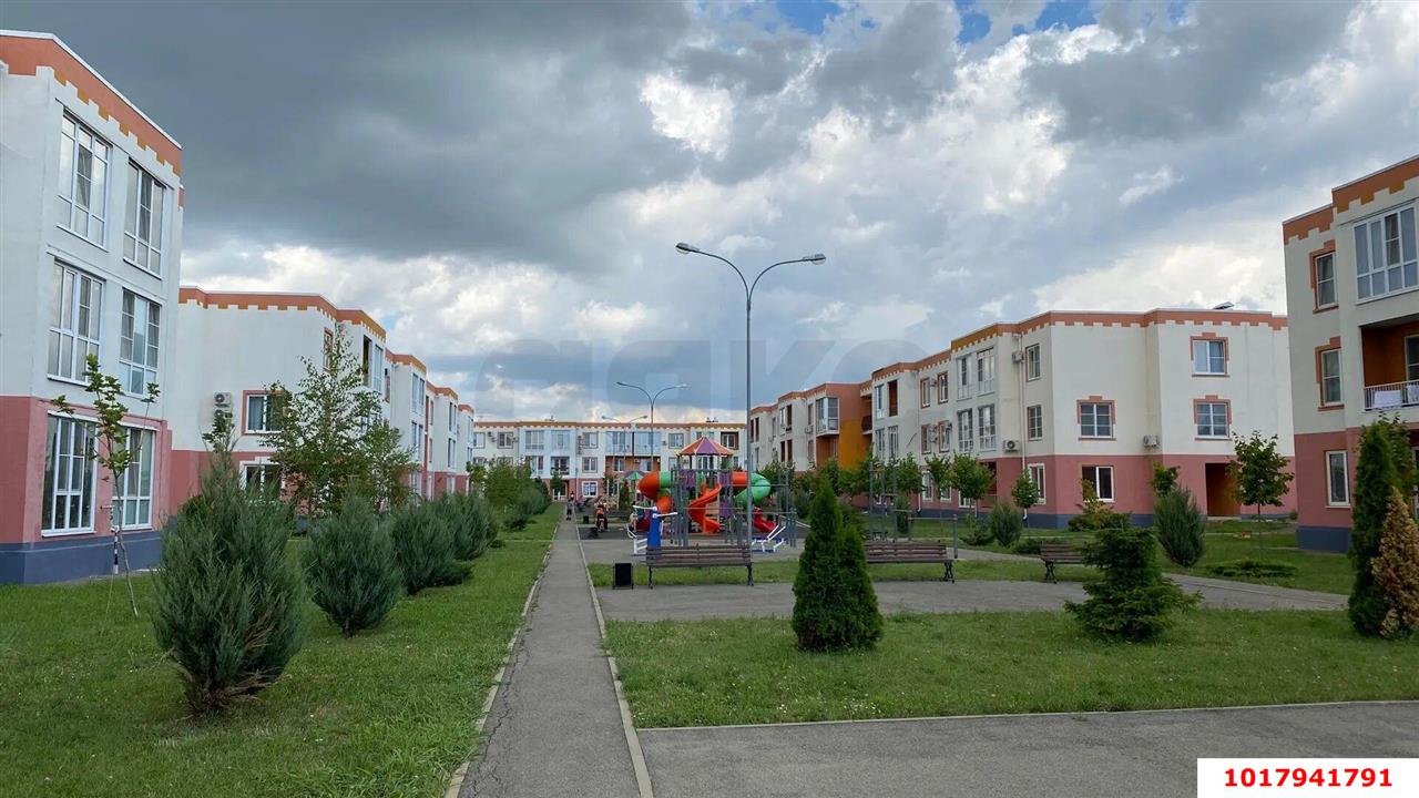 1-комнатная квартира 43 м², 1/3 эт. — фото 12
