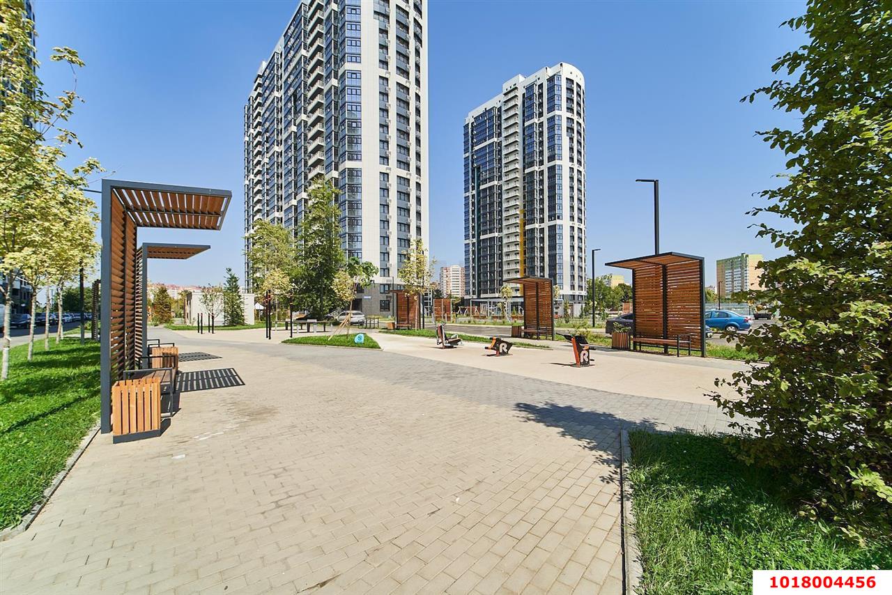 2-комнатная квартира 63 м², 16/19 эт. — фото 3