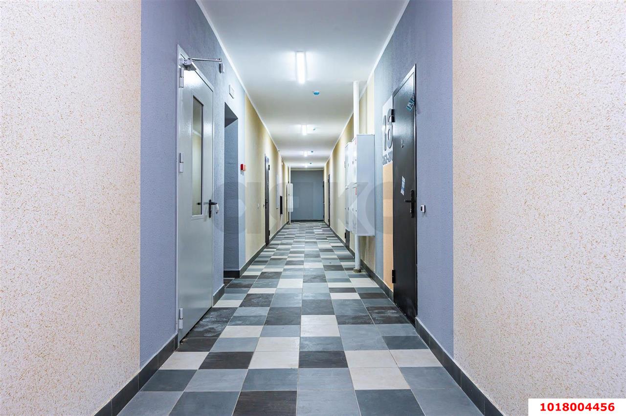 2-комнатная квартира 63 м², 16/19 эт. — фото 7
