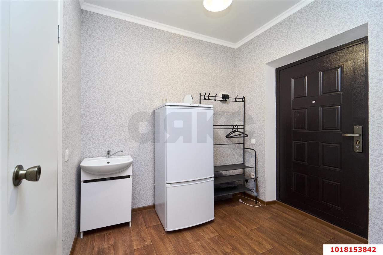 Студия 25 м², 2/6 эт. — фото 1