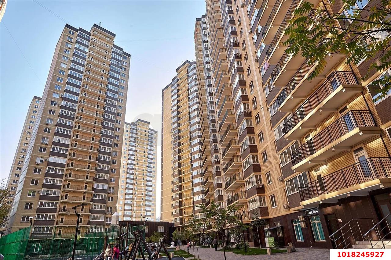 2-комнатная квартира 63 м², 24/24 эт. — фото 6