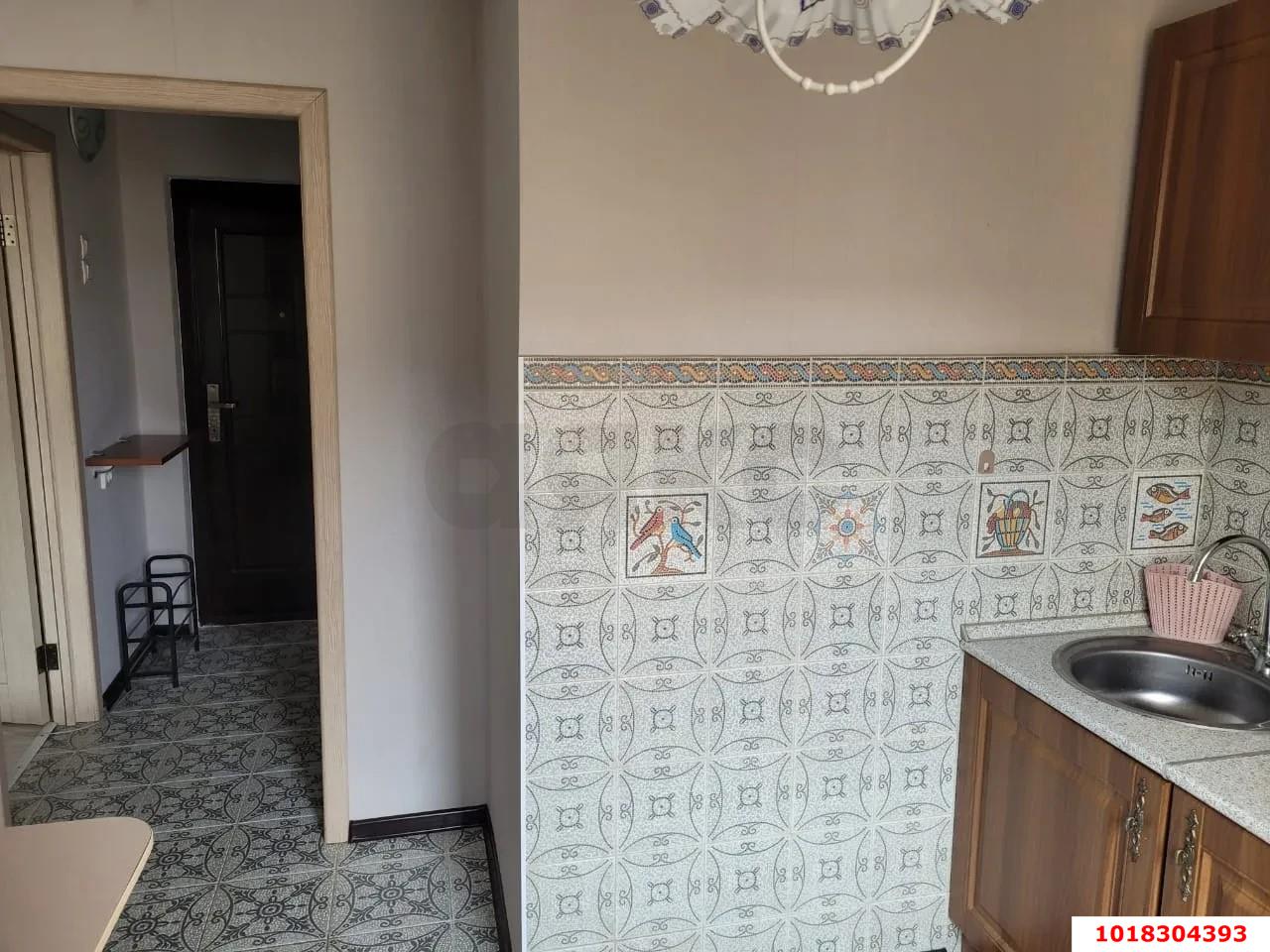 1-комнатная квартира 32 м², 7/10 эт. — фото 2