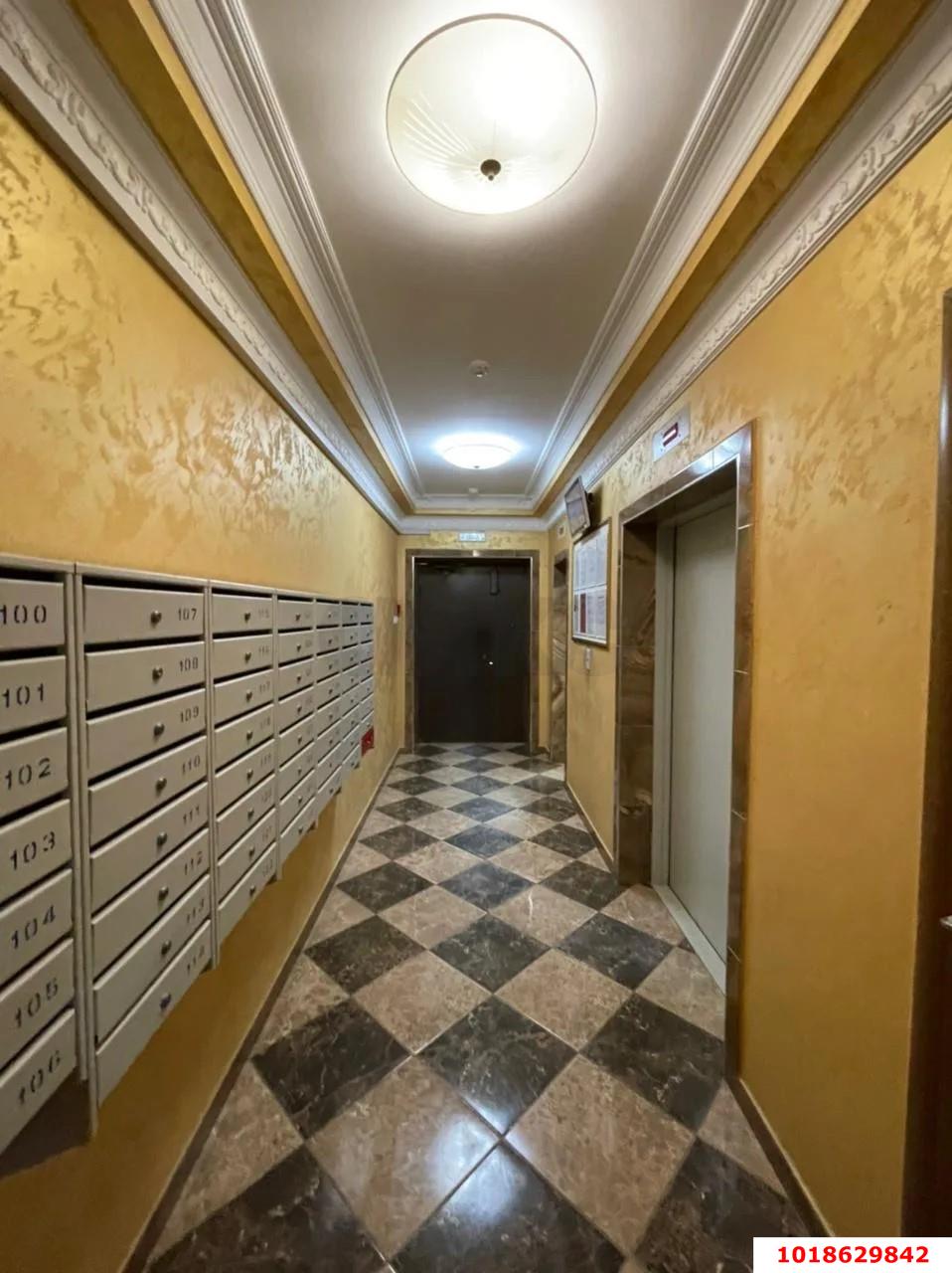 1-комнатная квартира 38 м², 17/18 эт. — фото 12
