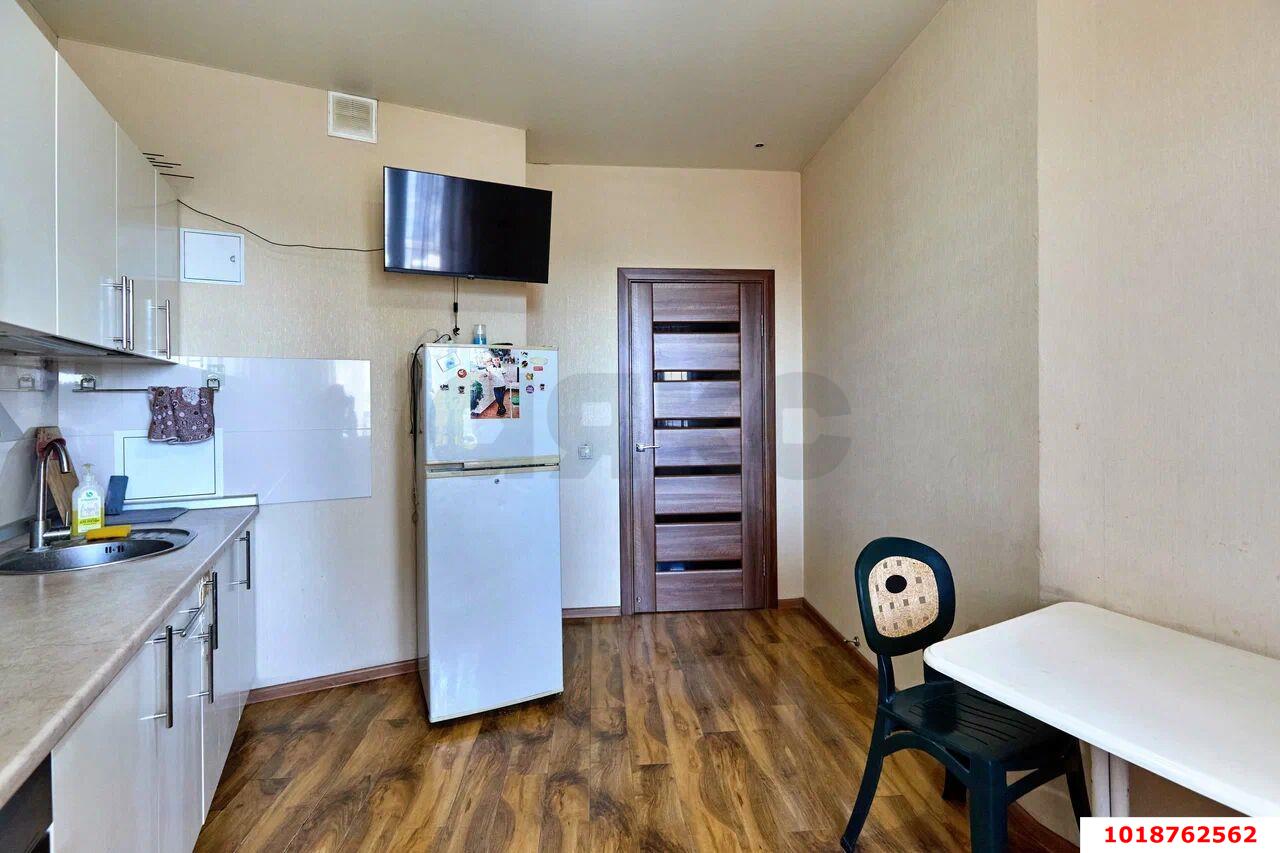1-комнатная квартира 44 м², 13/24 эт. — фото 3